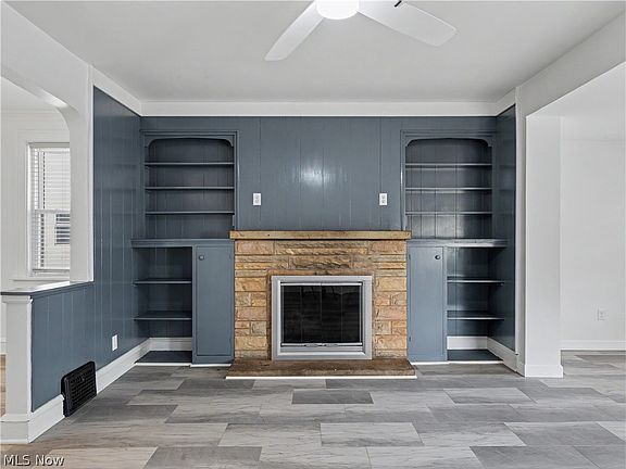 3rd image of 4084 W 50th St
