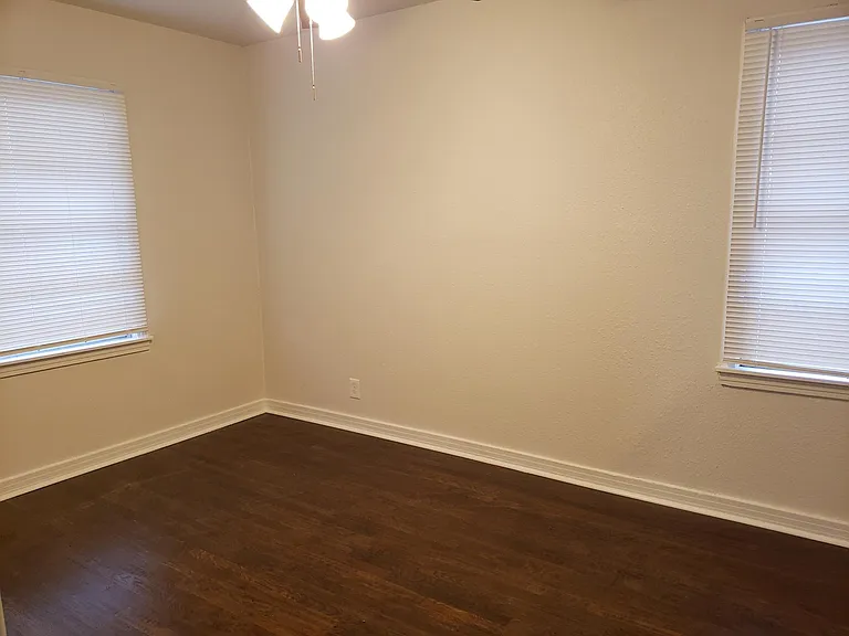 4256 Standish Rd — Photo 19
