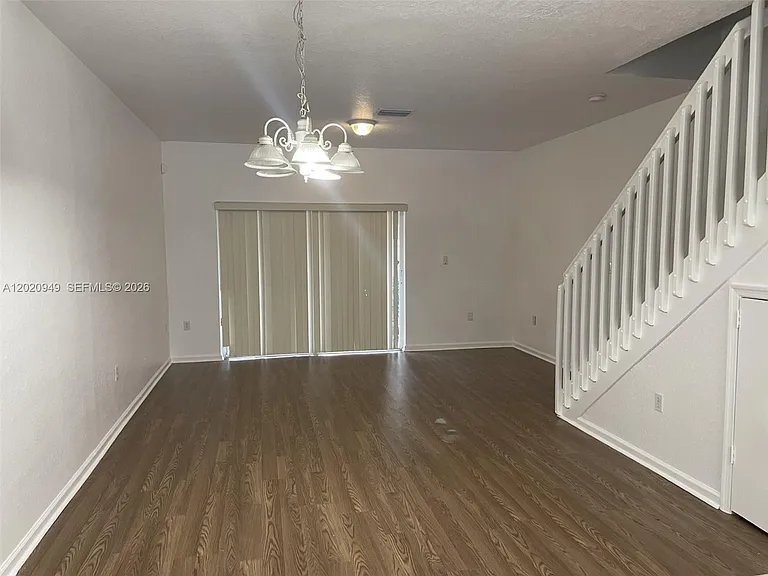 8835 S Isles Cir #0 — Photo 6