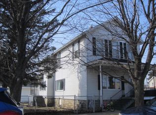 517 3rd St, Menominee, MI 49858