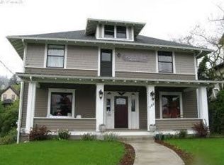 180 S 1st St, Kalama, WA