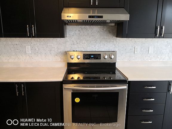 4th image of 108 Hubner Ave