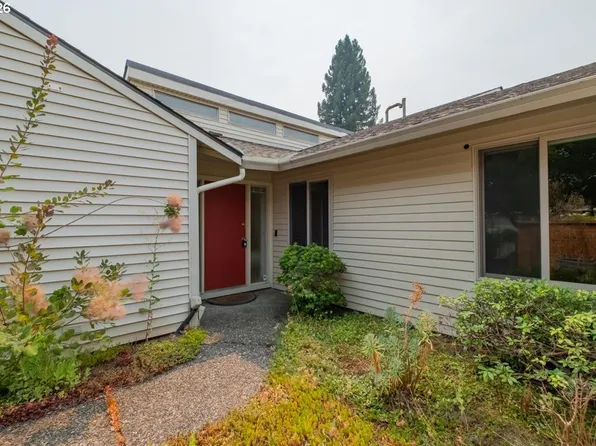 9480 SW Lakeside Dr, Tigard, OR 97224