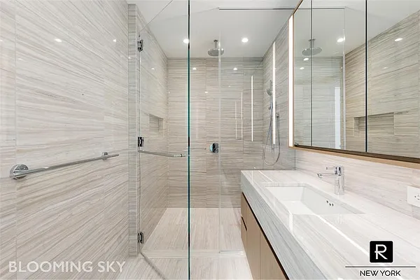 Rented by R New York | media 23