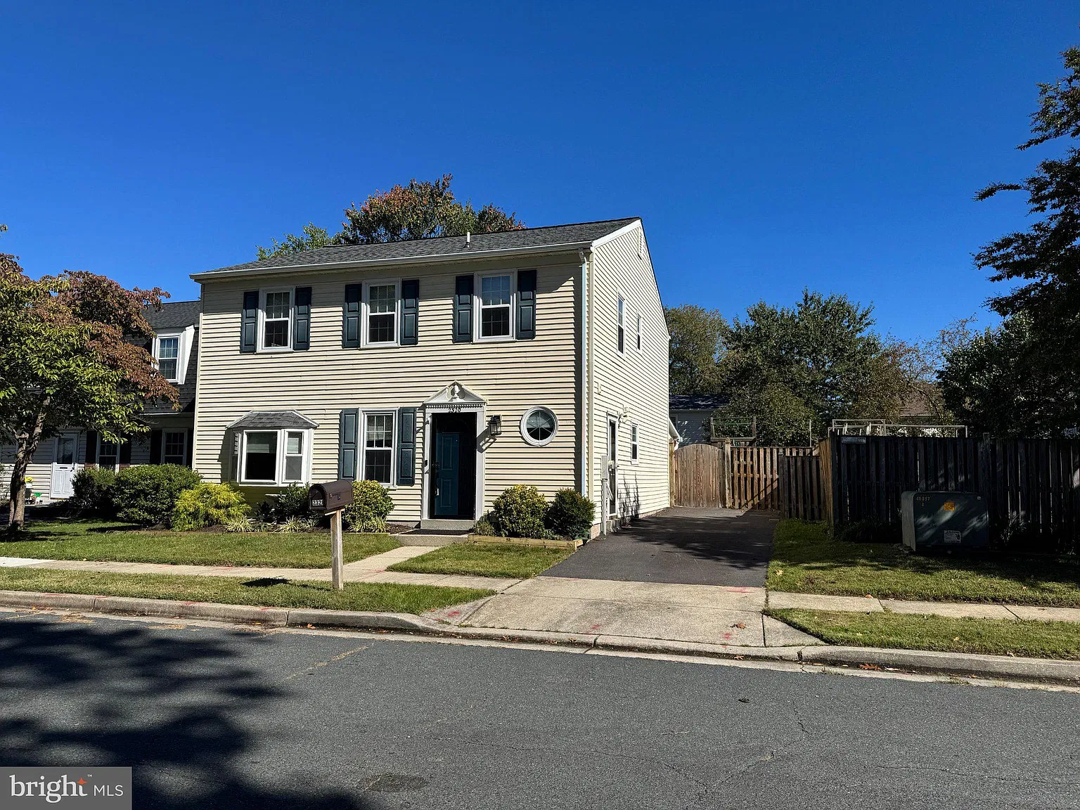 4 bed, 2.5 bath, 1910 sqft, $2,950 — Photo 1