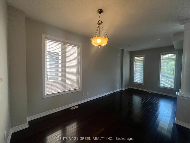 37 Aird Ct — Photo 6