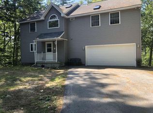 61 Ridgeway Cir, North Waterboro, ME 04061