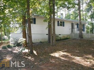 202 Lakeside Trl, Martin, GA 30557