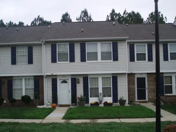 247 Water Oak Dr, Pineville, NC 28134