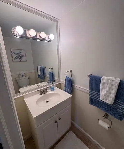 6475 Bay Club Dr #4 — Photo 11