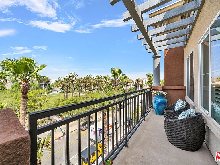 6020 Seabluff Dr #438 — Photo 8