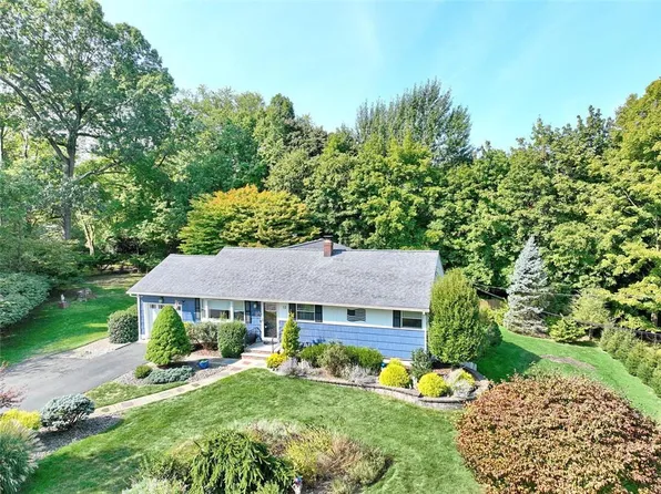 12 Sioux Court, Palisades, NY 10964