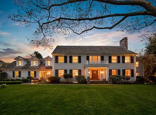 24 Running Brook Ln, New Canaan, CT 06840