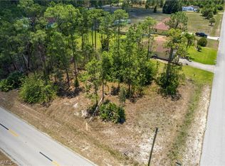 800 E 14th St, Lehigh Acres, FL 33972