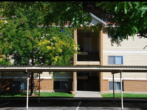 Arcadia Green Building Exterior