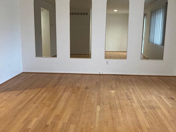 2nd image of 907 Kirts Blvd #44