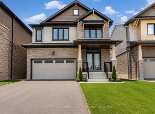 35 Royal Coachman Way, Hamilton, ON L8J 0M2