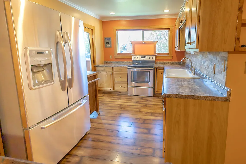 1 bed, 575 sqft, $2,200 — Photo 4