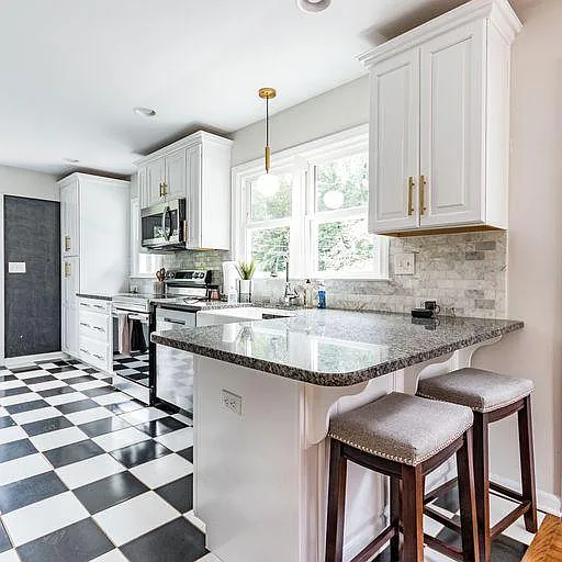 5513 Meadowbrook Rd — Photo 10