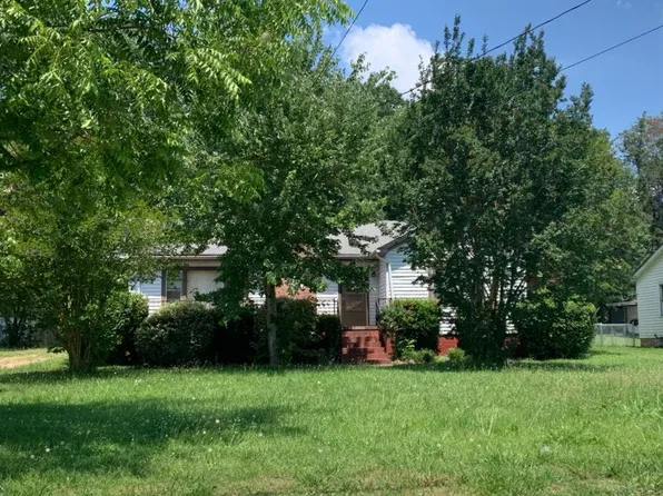 811 N Adair St, Clinton, SC 29325