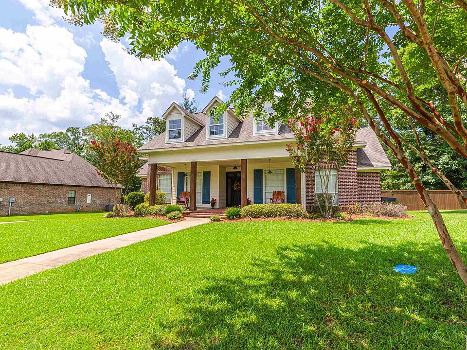 1st image of 109 Creekside Dr