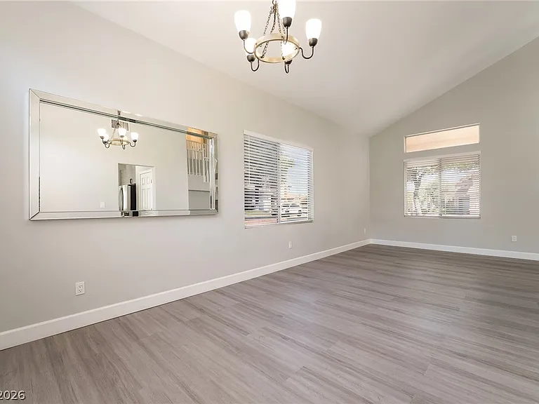1583 Comfort Hills St — Photo 14