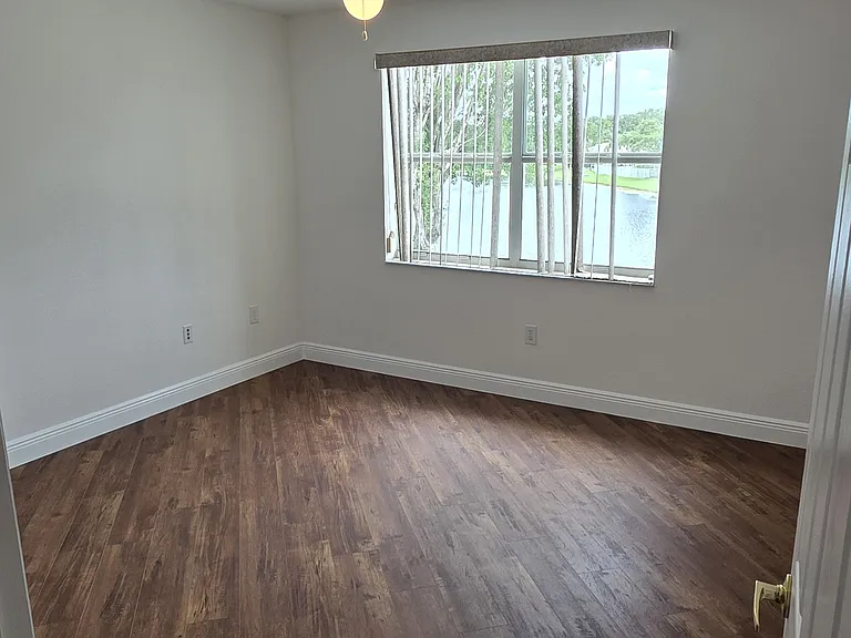 16419 Sapphire Pl #16419 — Photo 16