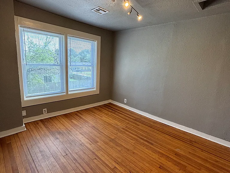 703 N Atlanta Ave — Photo 25