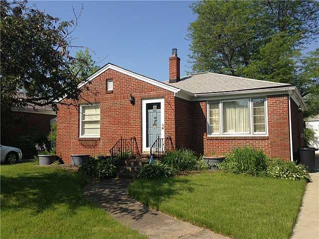 1st image of 66 Chesterfield Dr