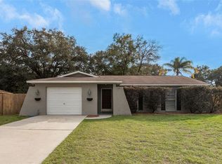 603 King Louis Ct, Seffner, FL 33584