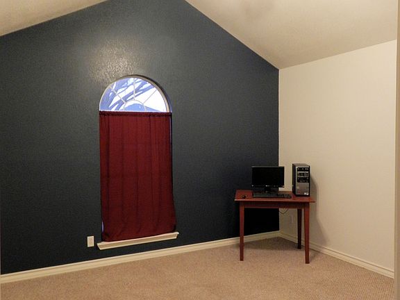 4th image of 4513 Trevino St