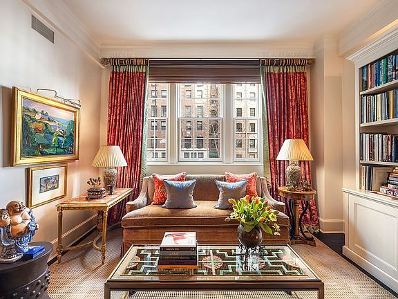 3rd image of 444 E 57th St APT 3A