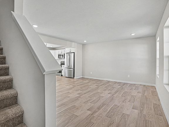 3rd image of 58427 Swenson St