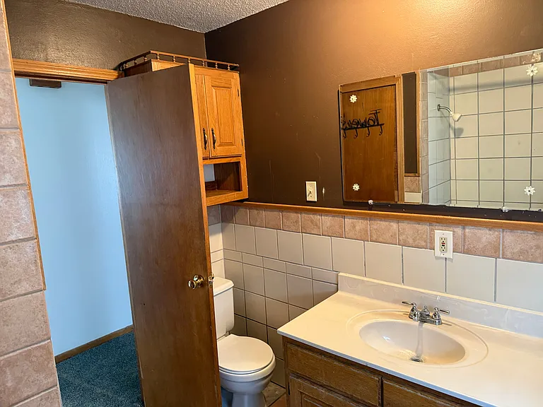 503 E Oliver St — Photo 24