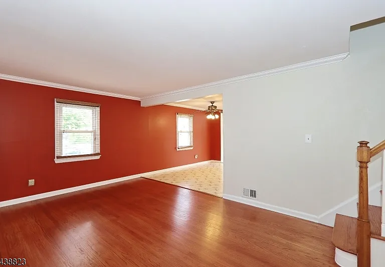 2515 Jackson Ave — Photo 6