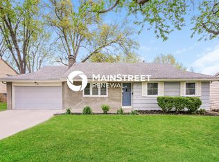 8726 E 52nd St, Kansas City, MO 64129