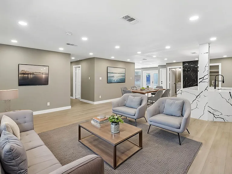 10711 Cromwell Dr — Photo 18