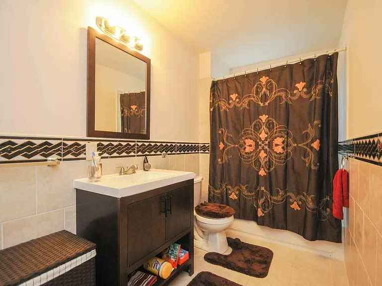 921 Ridge Ave #3D — Photo 8