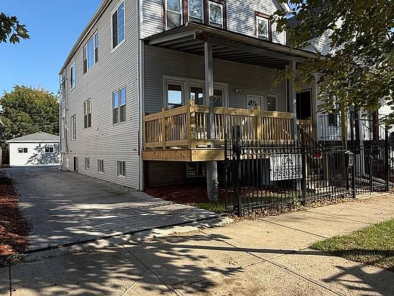 2nd image of 1733 N Keating Ave