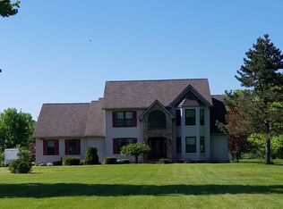 44565 Stang Rd, Elyria, OH 44035