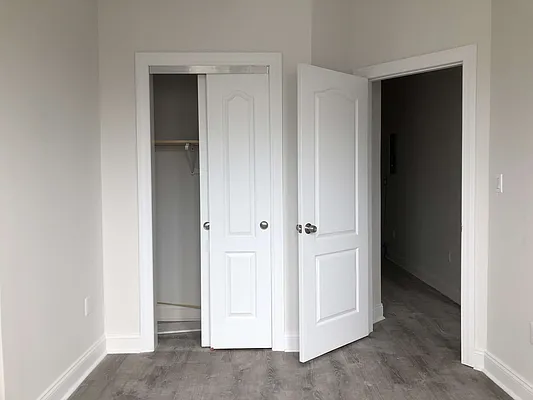 Rented by TheLocals LLC | media 20