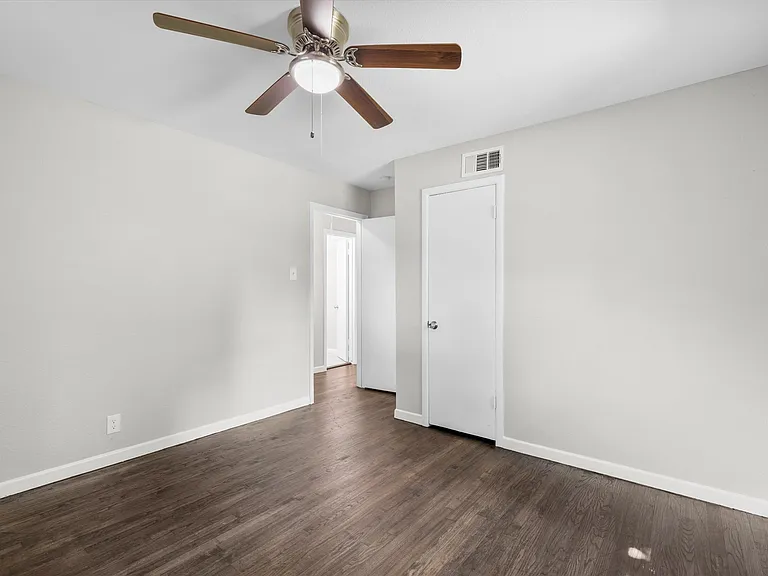 12030 Willowdell Dr — Photo 16