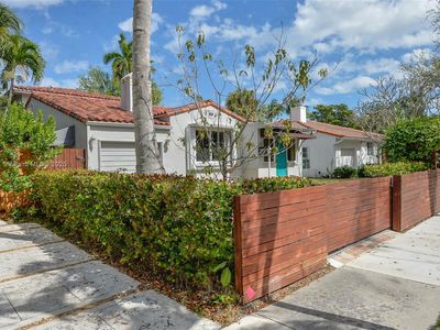 725 NE 76th St, Miami, FL, 33138