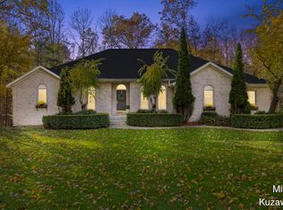 2417 Cranberry Creek Ct, Ravenna, MI 49451