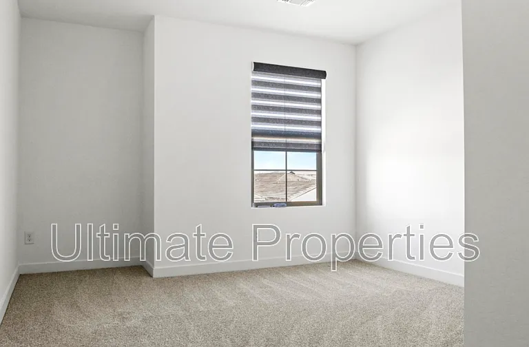 18403 W Patrick Ln — Photo 14