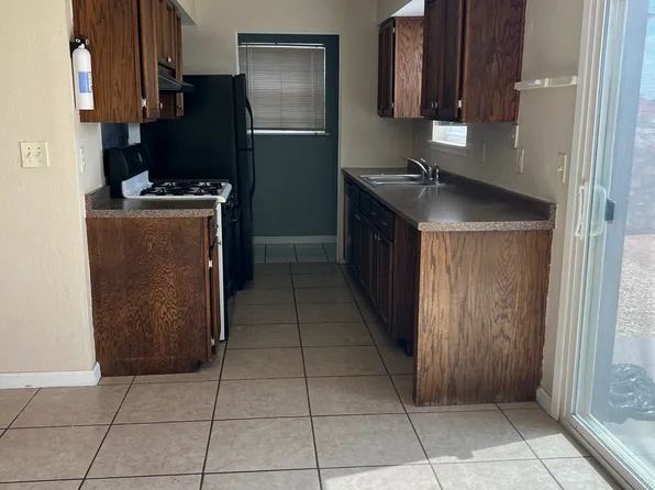 2813 Red Sails Dr #A, El Paso, TX 79936