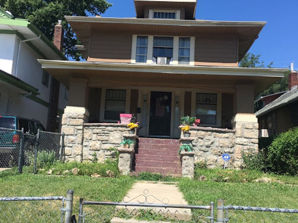 1st image of 4028 College Ave
