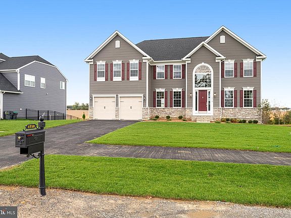 4th image of 1710 Legacy Ln Lot 364