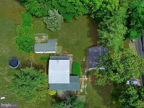 3rd image of 28207 Gravel Hill Rd