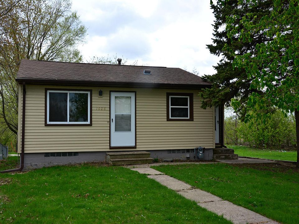 1st image of 1608 SE Marshall St